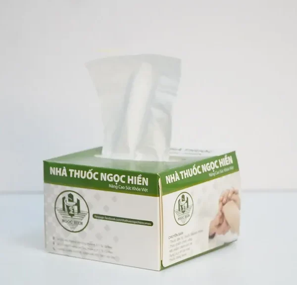 Hộp khăn giấy vuông in logo nhà thuốc Ngọc Hiền